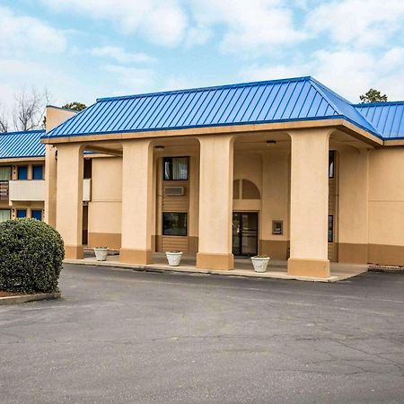 Rodeway Inn & Suites Plymouth Hwy 64 Luaran gambar