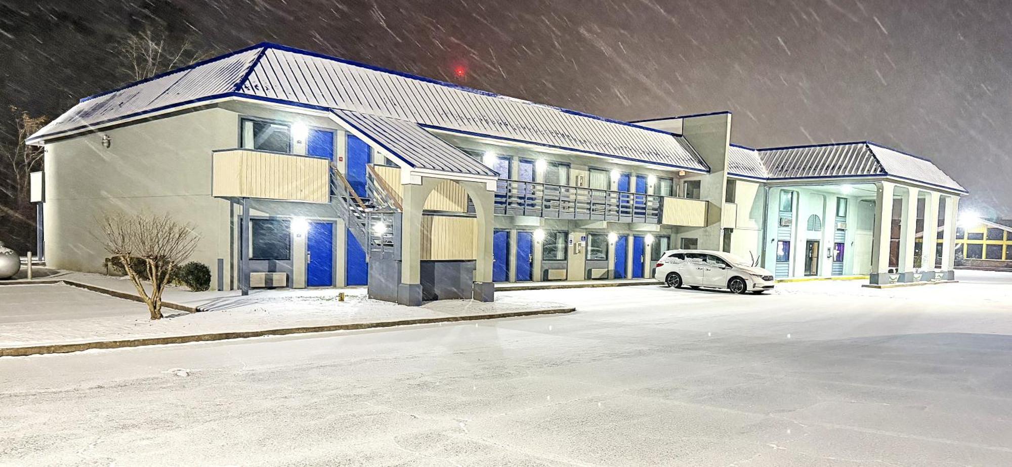 Rodeway Inn & Suites Plymouth Hwy 64 Luaran gambar